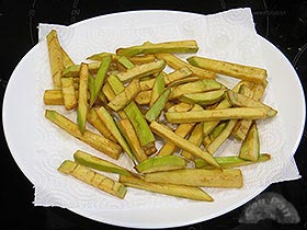 Berenjena frita con dip de salmorejo 3