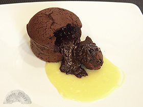 Bizcocho fluido (coulant) de chocolate