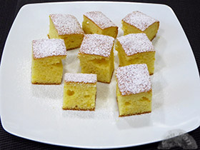 Bizcocho de yogur griego y citricos