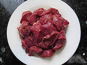 Ciervo estofado con su marinada 1