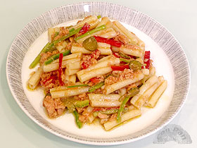 Ensalada de pasta con vinagreta de gazpacho