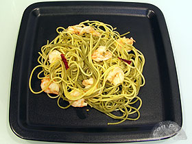 Espaguetis con langostinos al ajillo