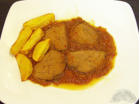 Redondo en salsa espanola