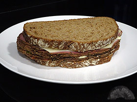 Sandwich de pastrami 2