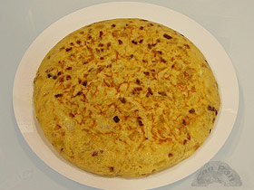 Tortilla de patata con cebolla