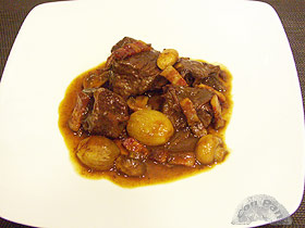 Boeuf Bourguignon (vaca guisada al vino)